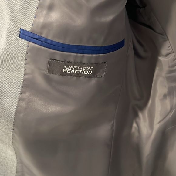 Kenneth Cole Reaction Suit Jacket - Men’s 42 Slim - Picture 3 of 12